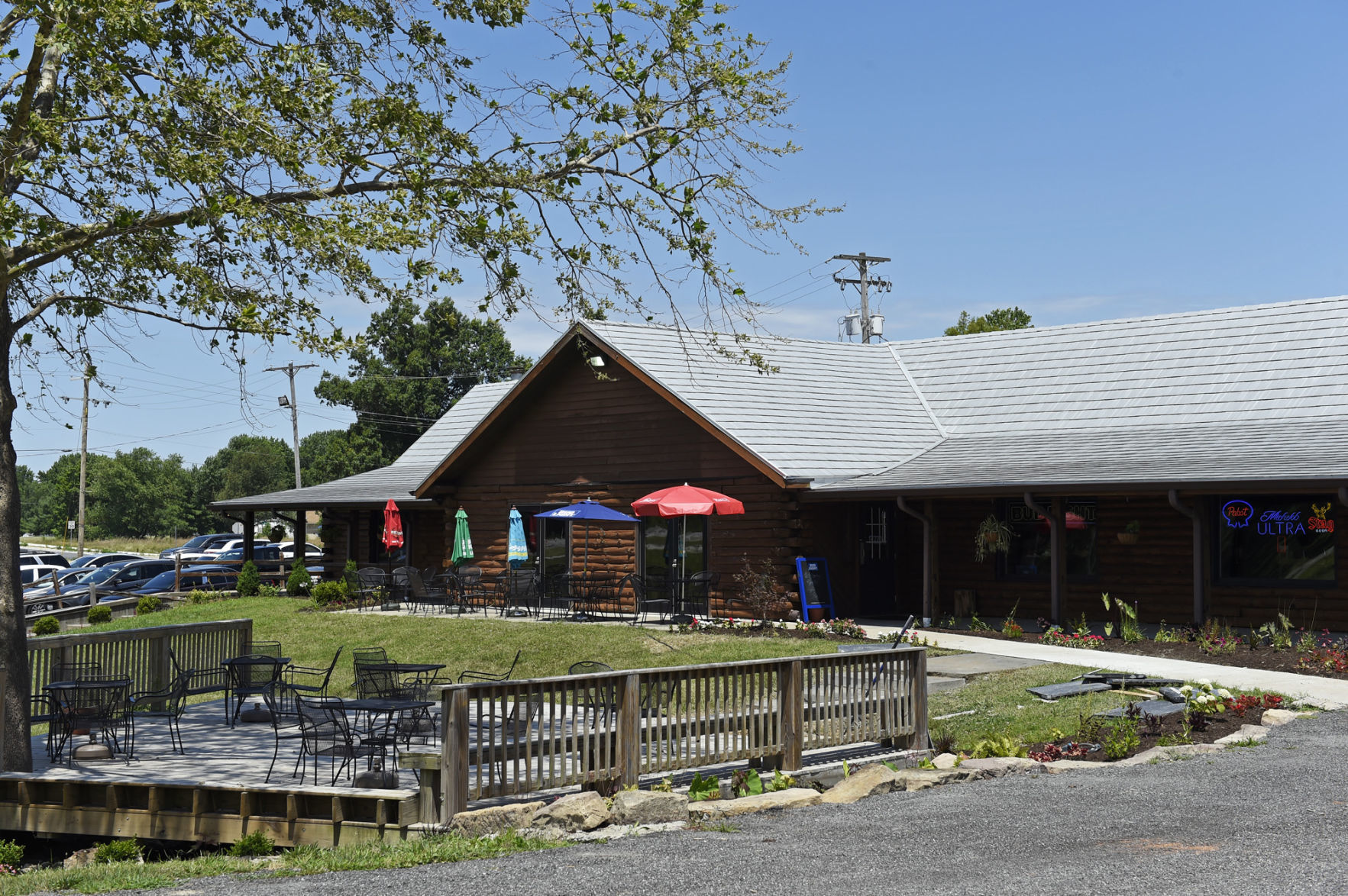 062317-nws-crainville-business-4.jpg